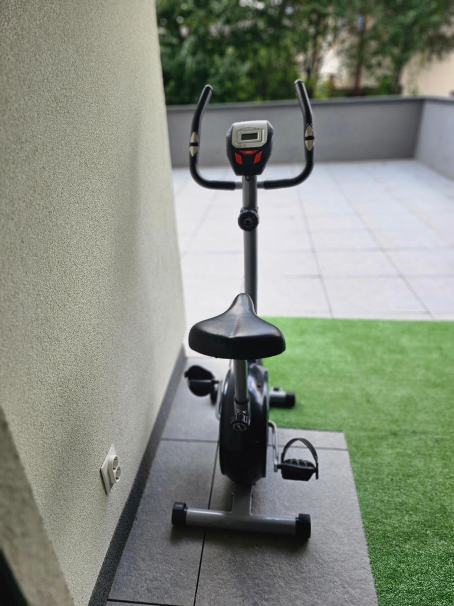 Ewa Green Towers Piteşti Rom bilde